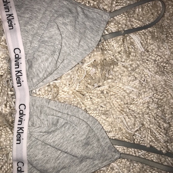 Calvin Klein bralette - Picture 2 of 2